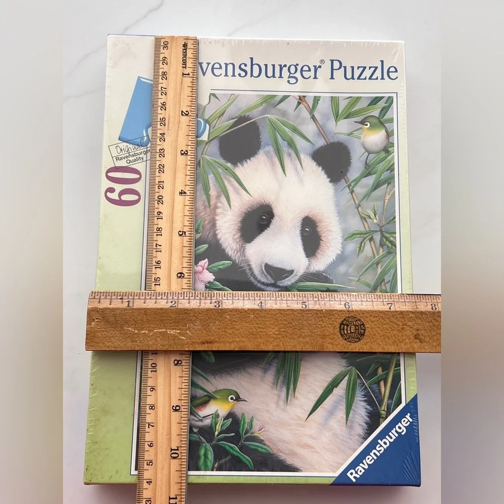 Ravensburger 60 piece jigsaw puzzle panda eating bamboo made in Germany New